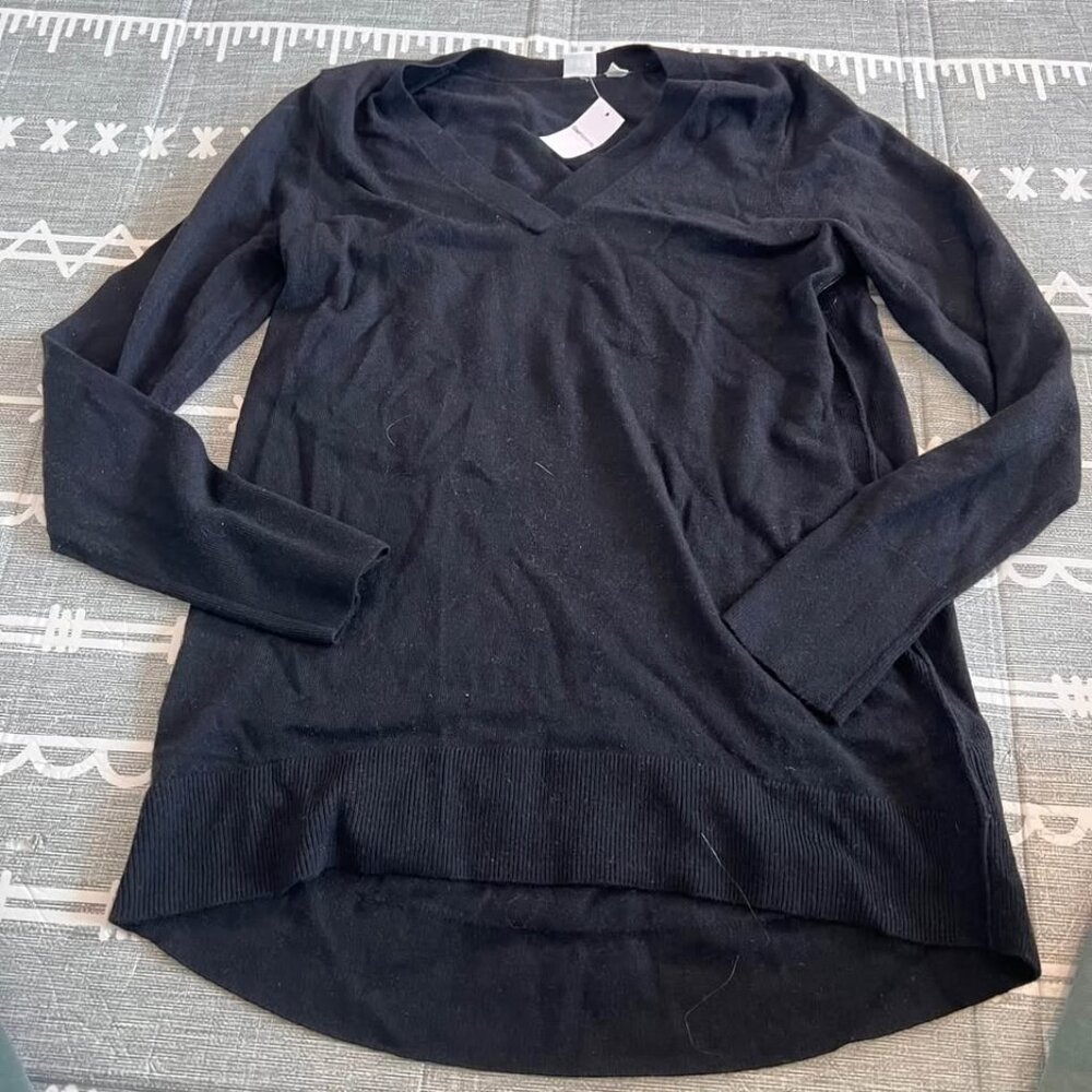 Gap maternity M knit black sweater NWT
